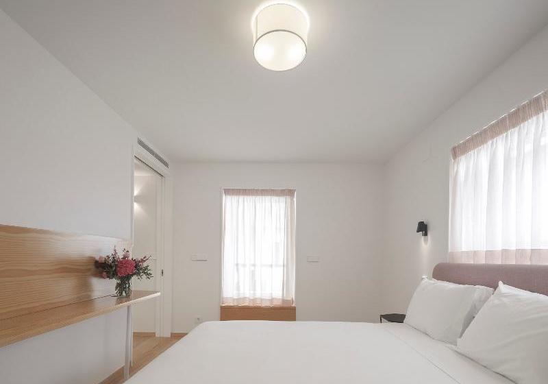 Lisbon Serviced Apartments  Principe Real