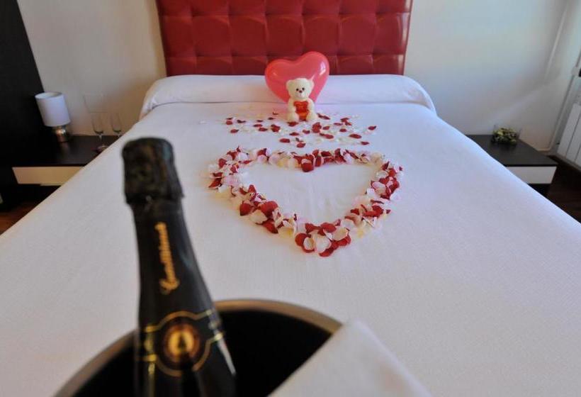 Apartamentos Turísticos Veladiez