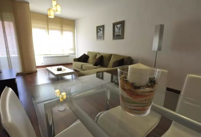 Apartamentos Turísticos Veladiez