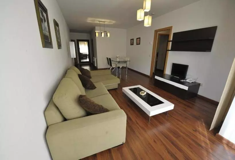 Apartamentos Turísticos Veladiez