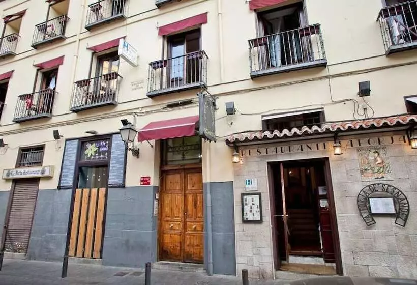 Hostal Abaaly