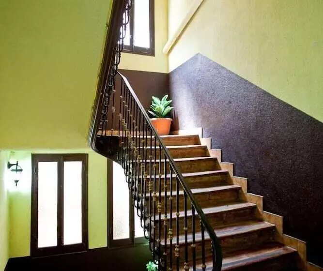 Hostal Abaaly