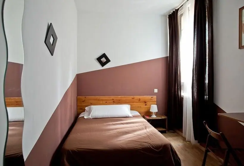 Hostal Abaaly