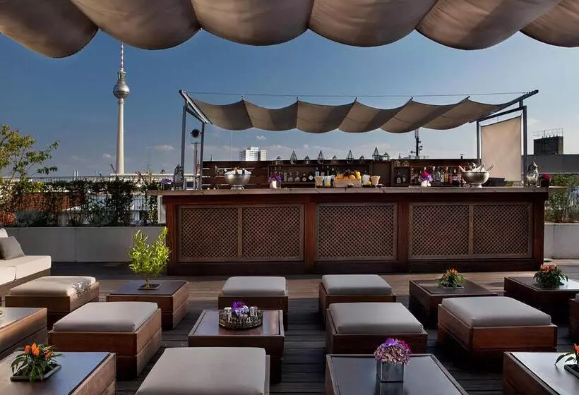 هتل Amano Rooms & Apartments