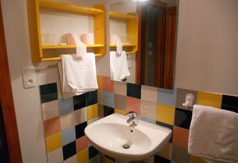 فندق Auberge Du Saut Des Cuves