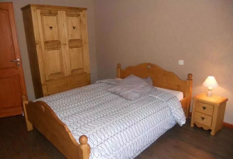 هتل Auberge Du Saut Des Cuves