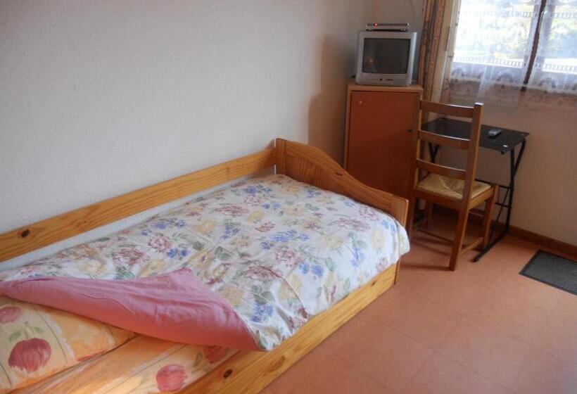 فندق Auberge Du Saut Des Cuves