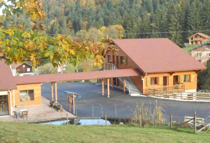 فندق Auberge Du Saut Des Cuves