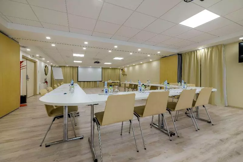 酒店 Best Western Plus Ajaccio Amiraute