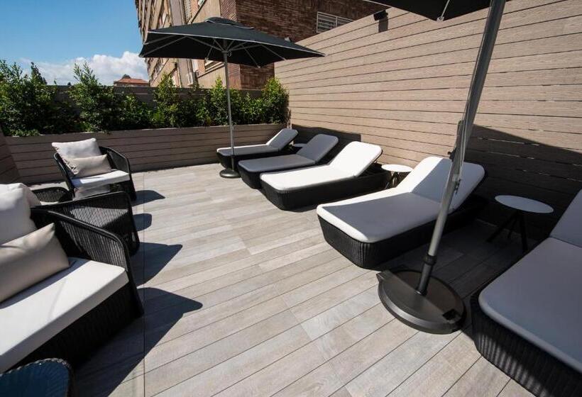 هتل Catalonia Rigoletto