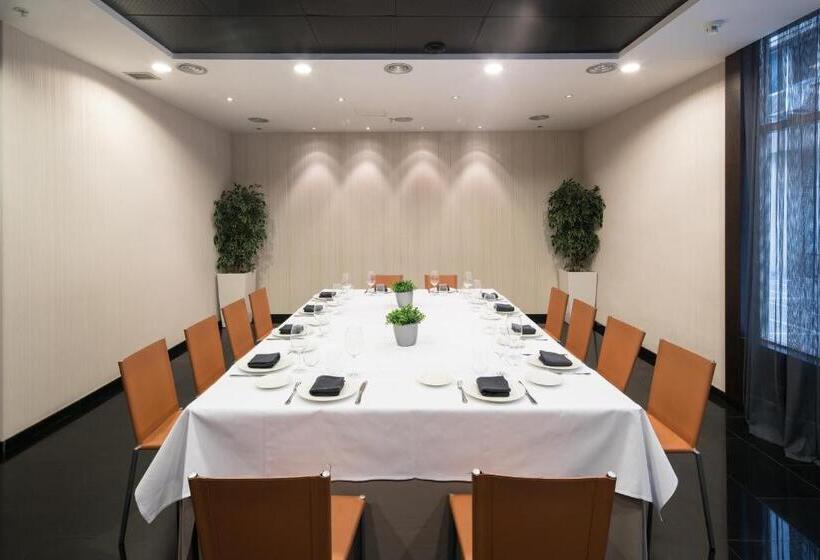 هتل Catalonia Rigoletto