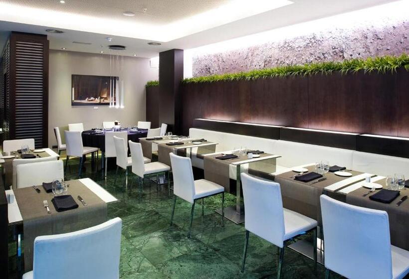 هتل Catalonia Rigoletto