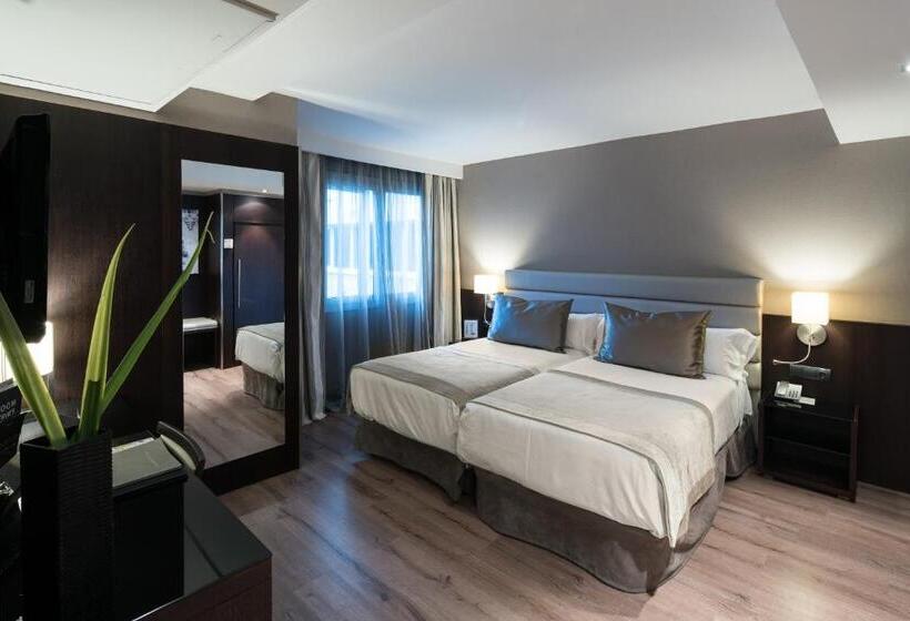 هتل Catalonia Rigoletto