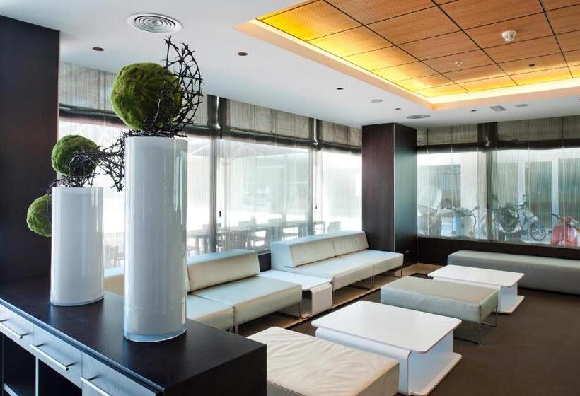 هتل Catalonia Rigoletto