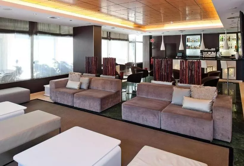 Отель Catalonia Rigoletto