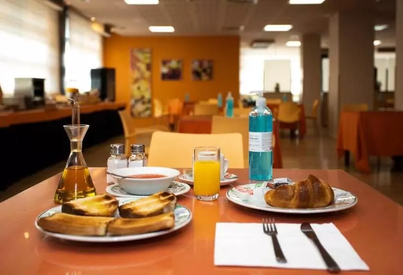 Hotell Ciudad De Ejea