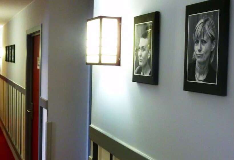 Dc Hotel Charleroi Airport