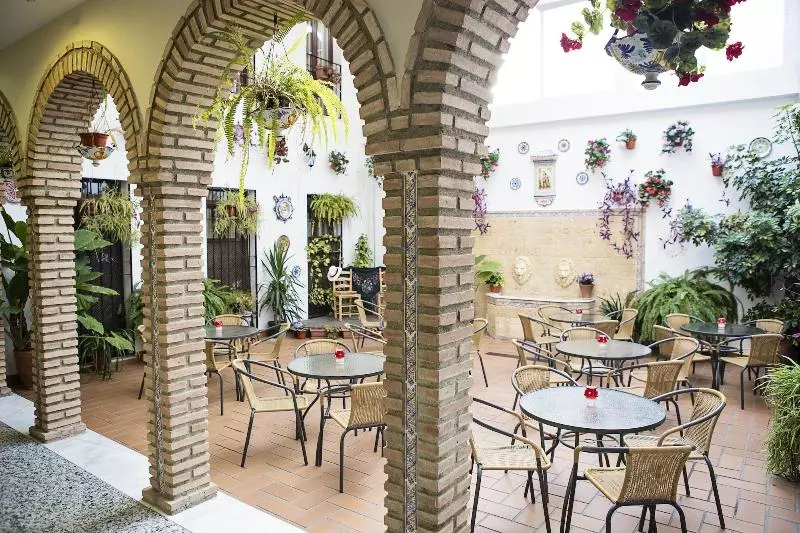 Hotel De Los Faroles