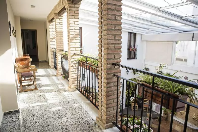 Hotel De Los Faroles