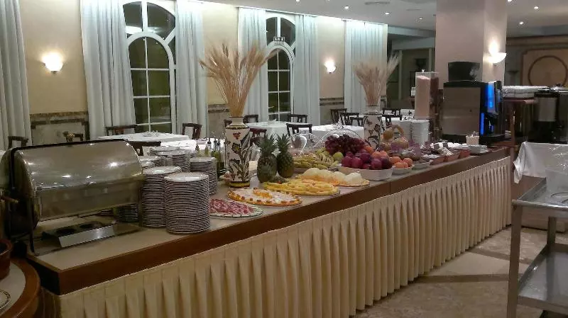 Hotel De Los Faroles