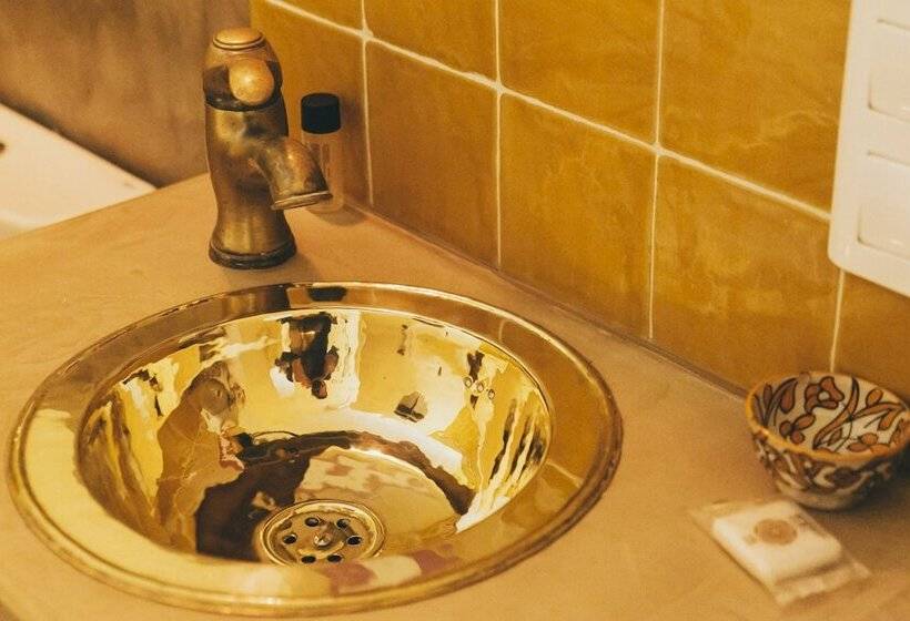 هتل El Riad Andaluz