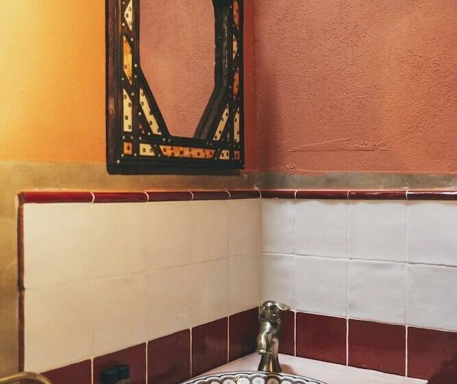 هتل El Riad Andaluz