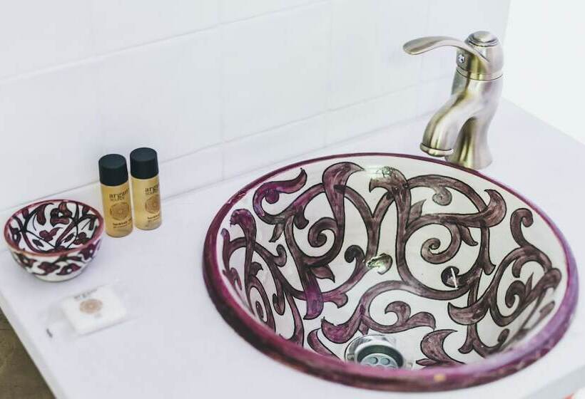 هتل El Riad Andaluz