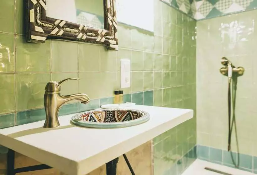 هتل El Riad Andaluz