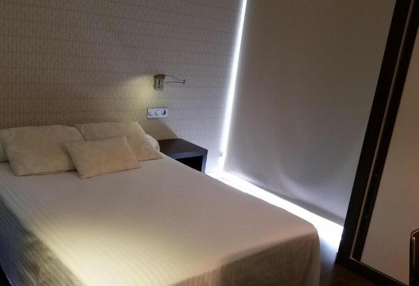 هتل Embarcadero De Calahonda De Granada