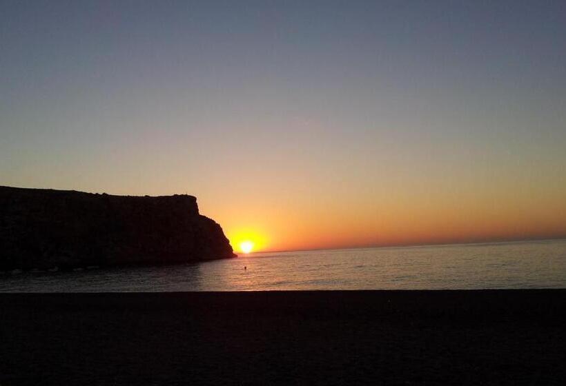 هتل Embarcadero De Calahonda De Granada