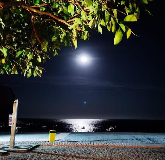 هتل Embarcadero De Calahonda De Granada