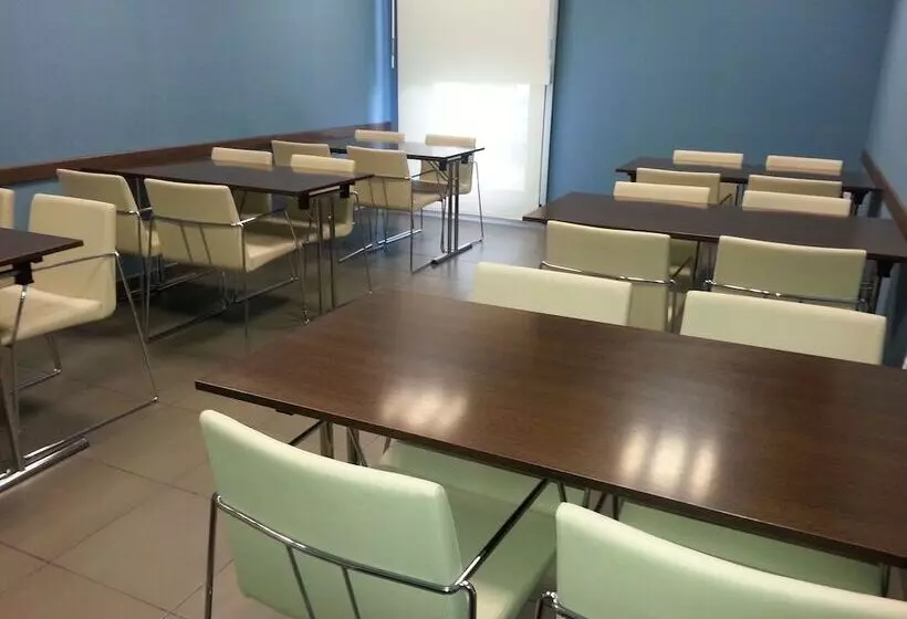 酒店 Holiday Inn Express Vitoria, An Ihg