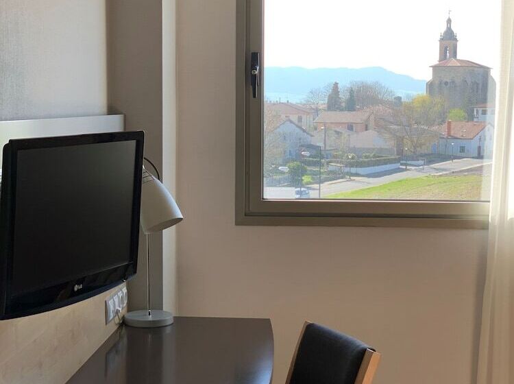 בית מלון כפרי Holiday Inn Express Vitoria, An Ihg