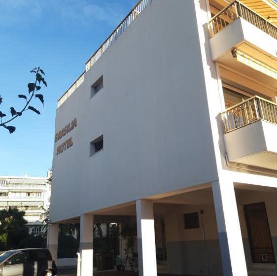 هتل Hôtel Restaurant Brasilia