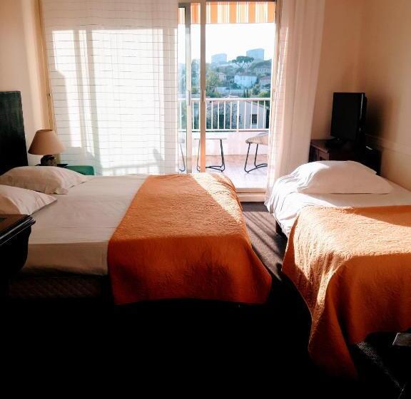 هتل Hôtel Restaurant Brasilia