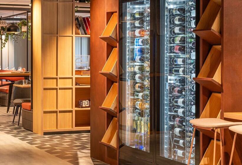 ホテル Ibis Nantes Treillières