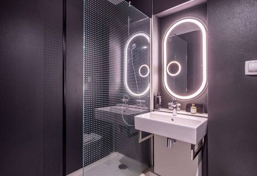 ホテル Ibis Nantes Treillières