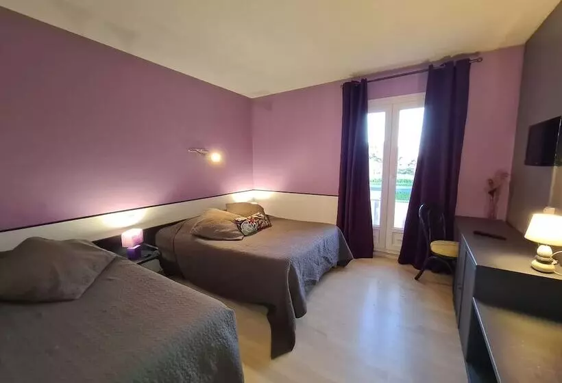 ホテル Logis Hôtel Restaurant Le Mas De L Olivier