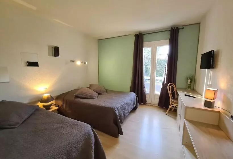 ホテル Logis Hôtel Restaurant Le Mas De L Olivier