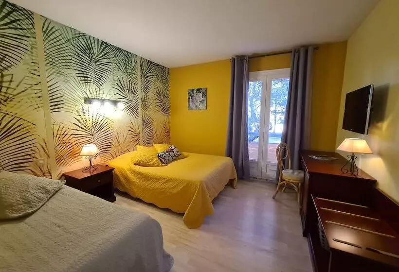 ホテル Logis Hôtel Restaurant Le Mas De L Olivier