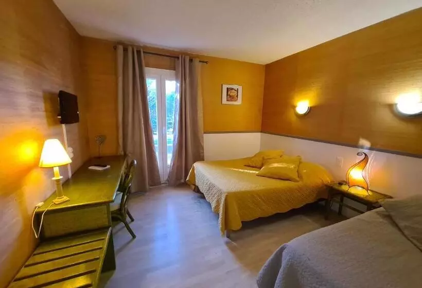 ホテル Logis Hôtel Restaurant Le Mas De L Olivier