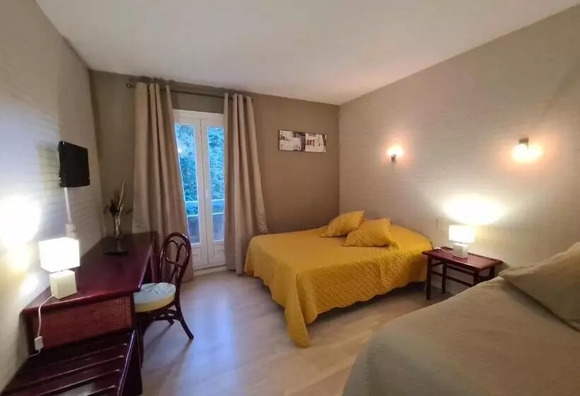 ホテル Logis Hôtel Restaurant Le Mas De L Olivier