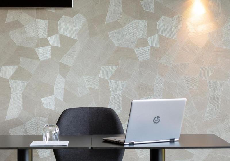 ホテル L Ortega   Rennes St Jacques Aéroport