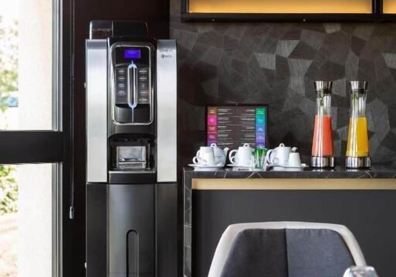 ホテル L Ortega   Rennes St Jacques Aéroport