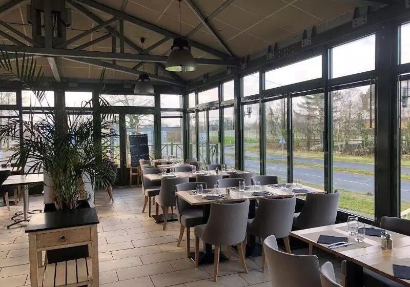 Отель L Ortega Rennes St Jacques Aéroport