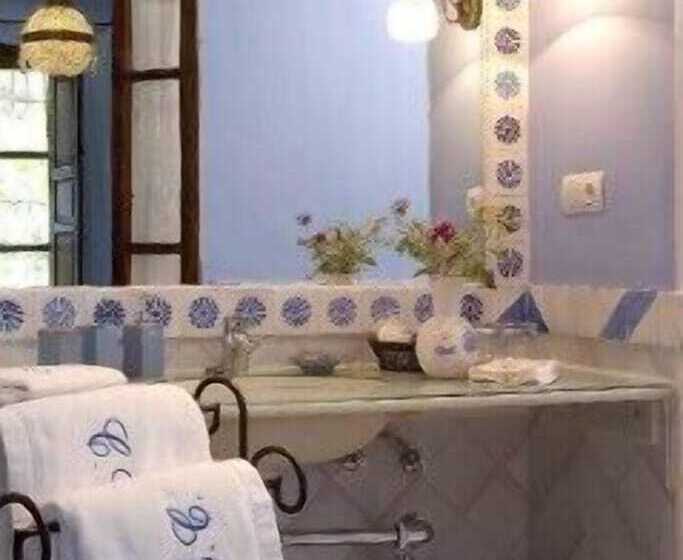 هتل Palacio Cobertizo De Santa Ines