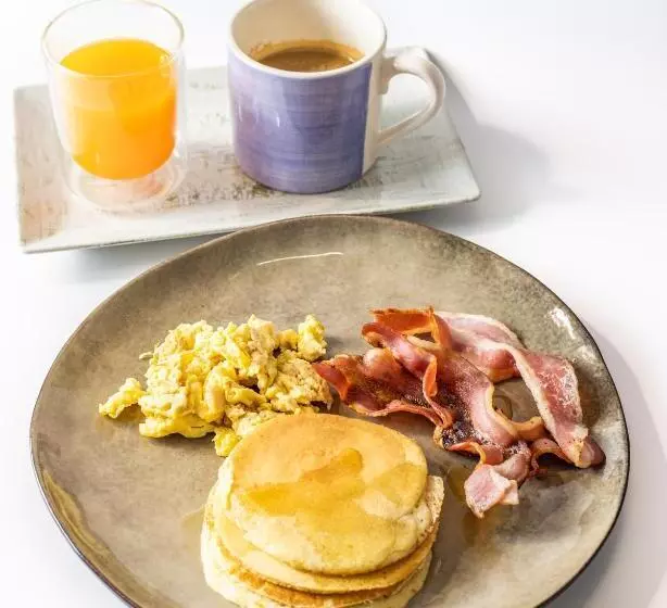 فندق Puerta De Algadir