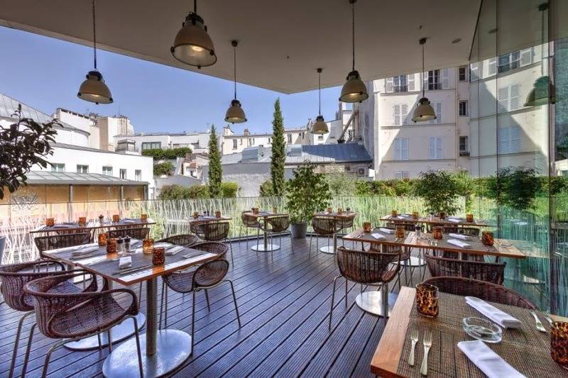 Отель Renaissance Paris Arc De Triomphe