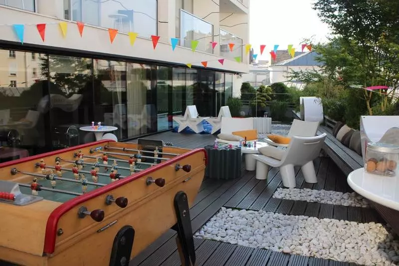 Отель Renaissance Paris Arc De Triomphe