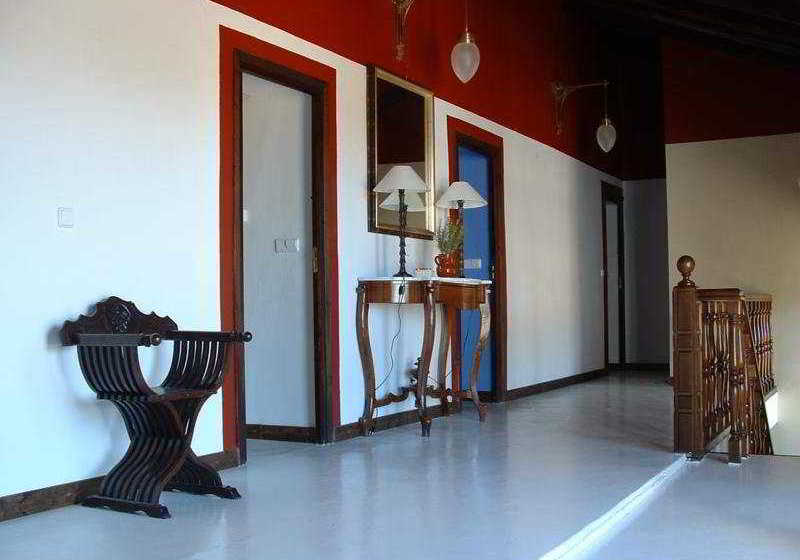 فندق ريفى Masia El Ferrajón